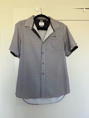 7 Diamonds Men's Light Gray Short-Sleeve Button-Down with Micro Pattern